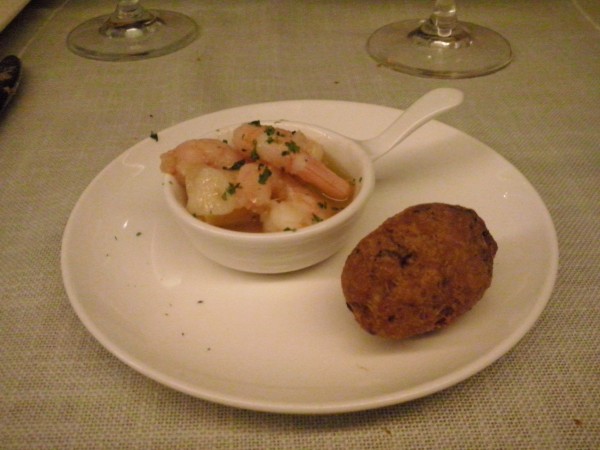 Bolinho de bacalhau e camarão piripiri - Jantar harmonizado em Salvador - Restaurante The Beef - Onde Comer em Salvador - Blog de Gastronomia
