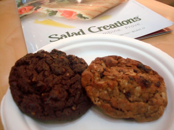 Cookies de Chocolate e de Aveia - Salad Creations Salvador Shopping - Restaurantes naturais e saladas em Salvador -  Onde Comer em Salvador Blog de Gastronomia