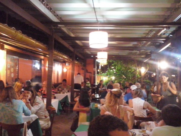 Varanda do Restaurante Taverna Paradiso em Praia do Forte - Onde Comer em Salvador Blog de Gastronomia