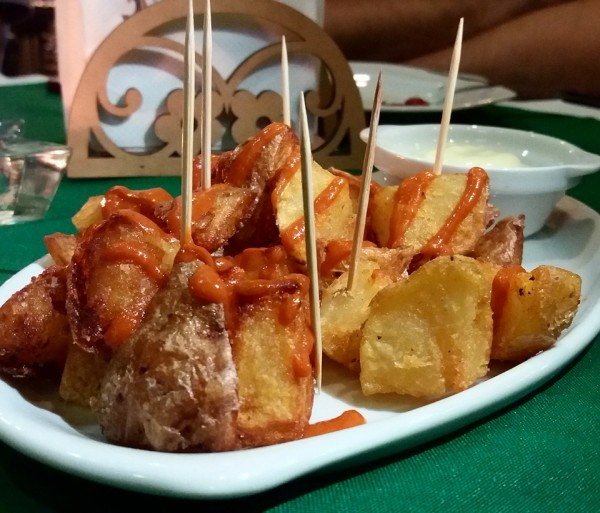 Batatas Bravas do Sagaz Bar e Restaurante Espanhol - Onde Comer em Salvador Blog de Gastronomia